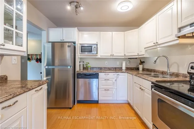 Additional property image - 657 Francis Rd Unit 3