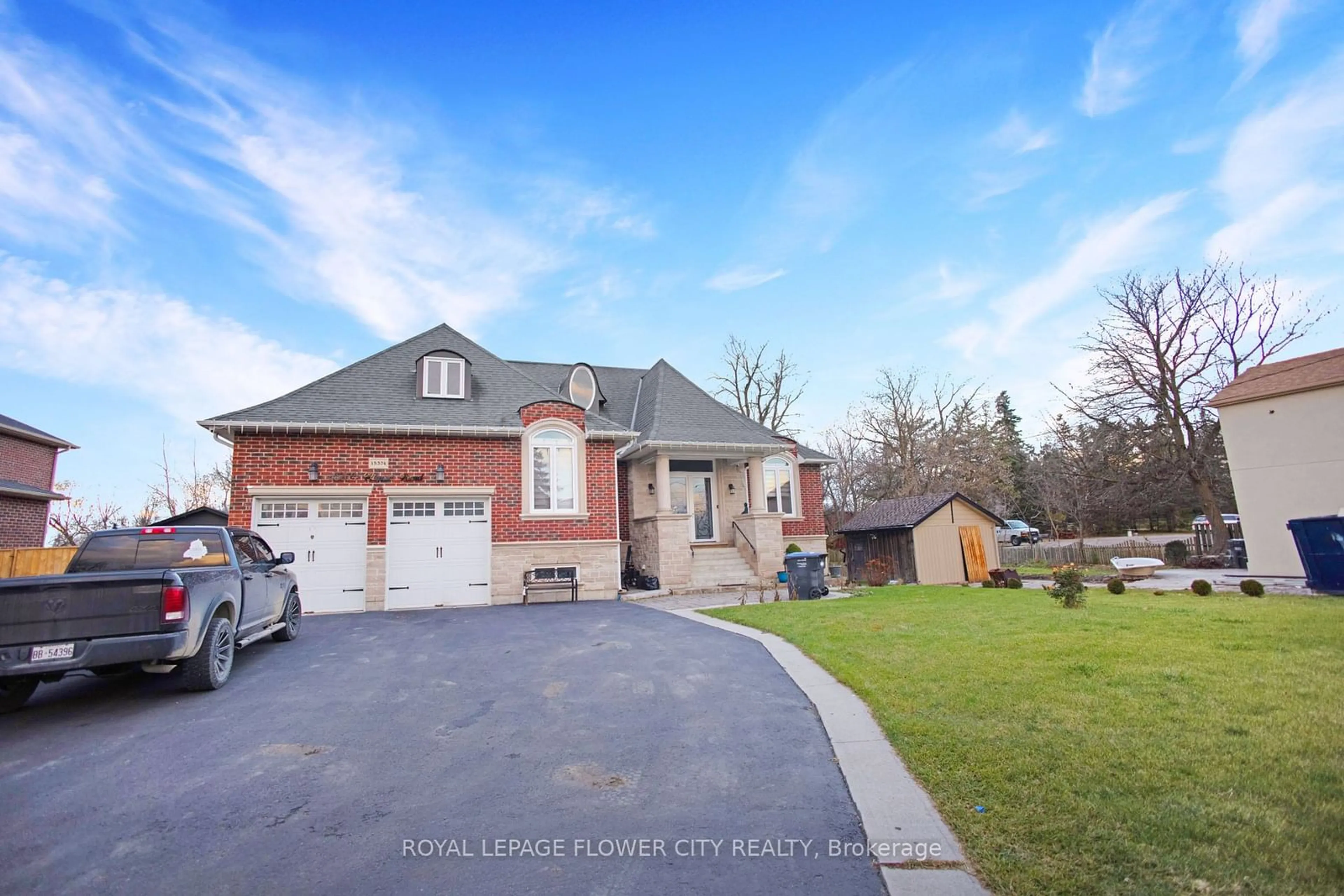 Frontside or backside of a home, cottage for 15374 Airport Rd, Caledon Ontario L7C 1E6