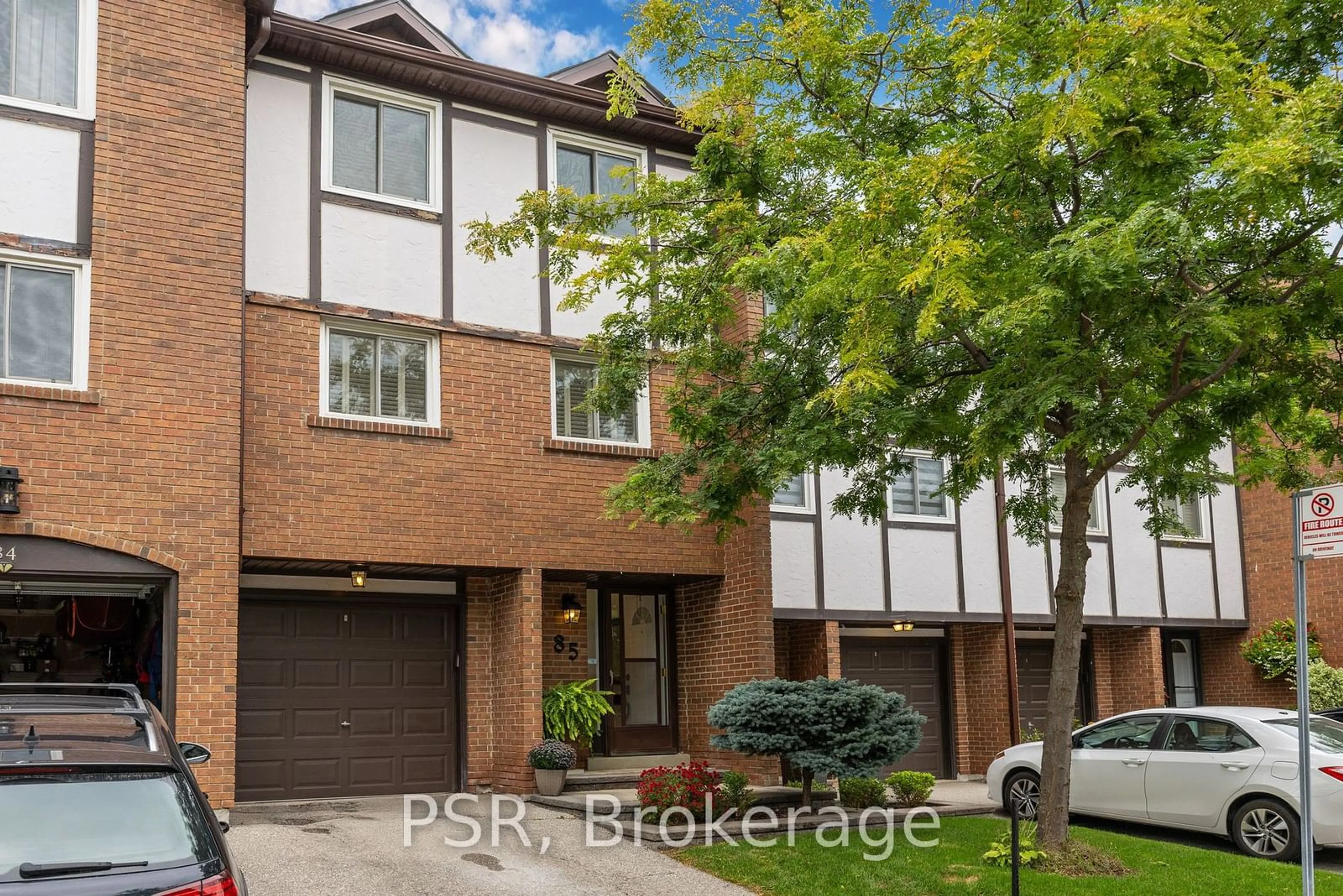 A pic from exterior of the house or condo for 1755 Rathburn Rd #85, Mississauga Ontario L4W 2M8