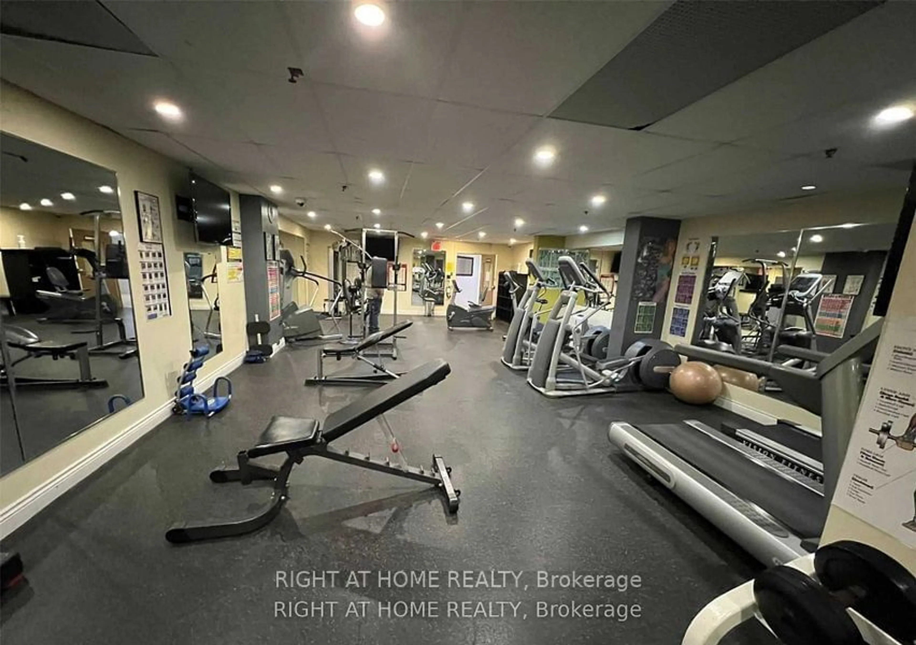 Gym or fitness room, not visible floor for 2323 Confederation Pkwy #408, Mississauga Ontario L5B 1R6