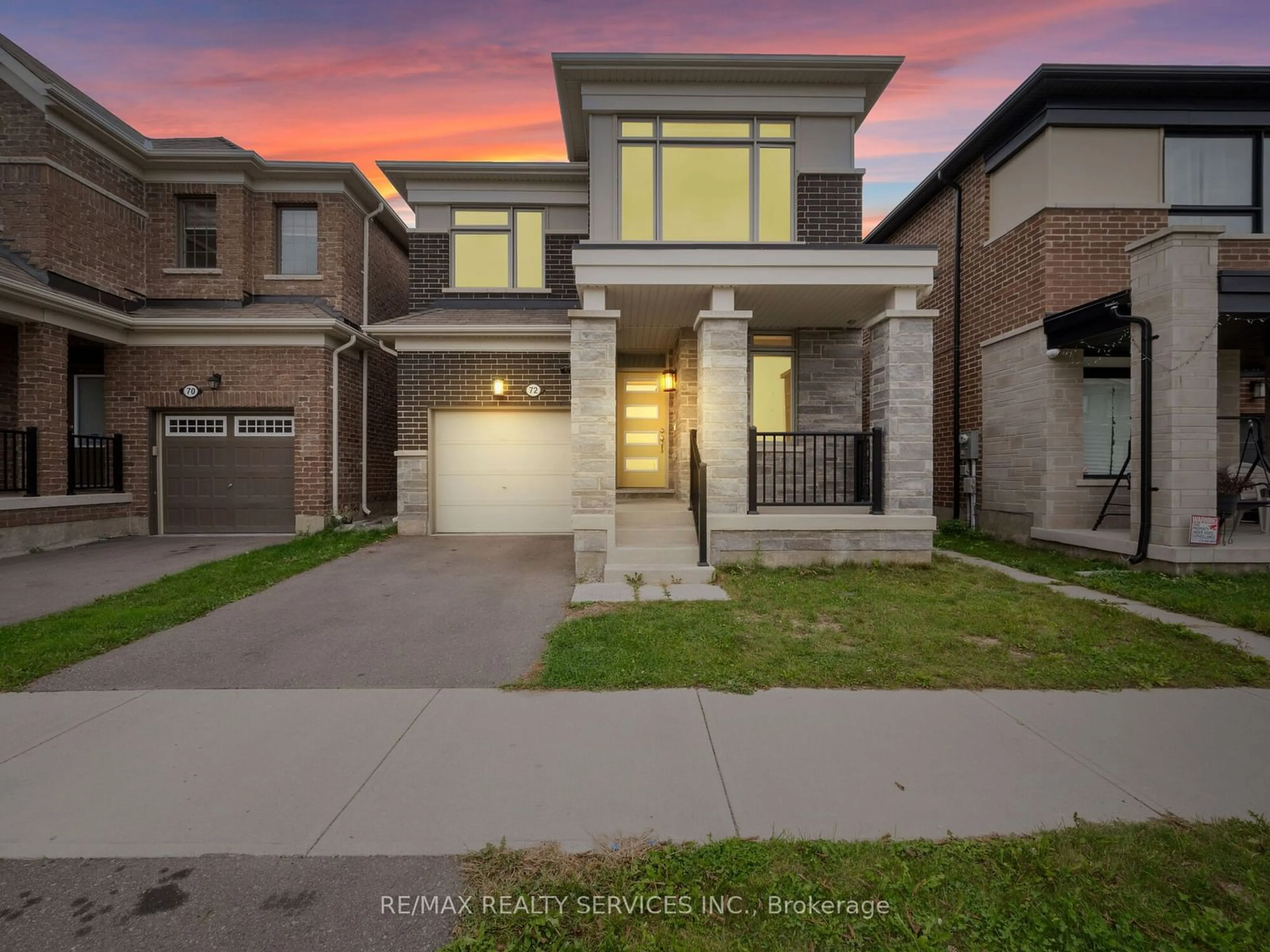 Frontside or backside of a home, the street view for 72 Circus Cres, Brampton Ontario L7A 5E1