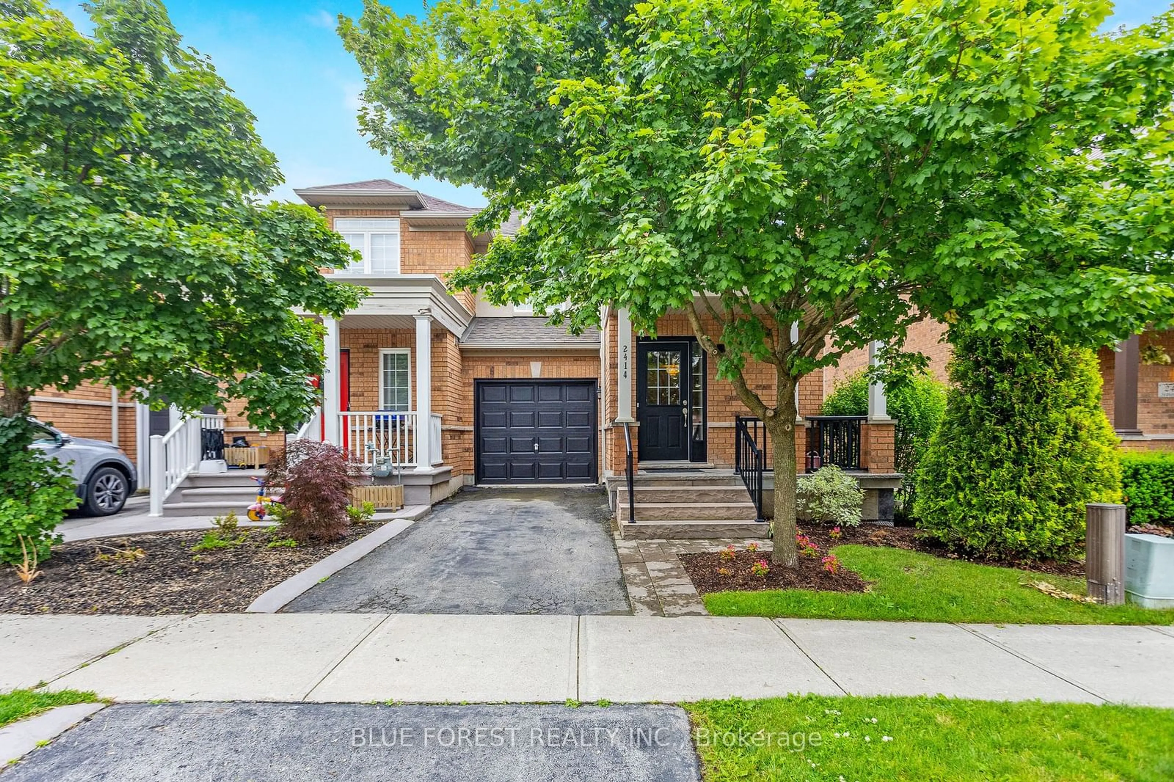 Home with brick exterior material for 2414 Sequoia Way, Oakville Ontario L6M 4Z7