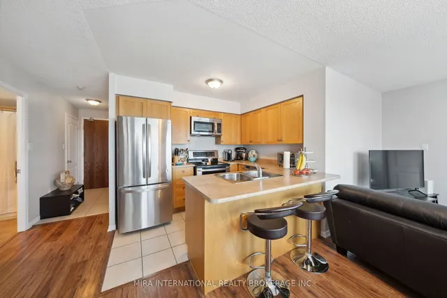 Additional property image - 2772 keele St Unit 713