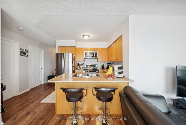 Additional property image - 2772 keele St Unit 713