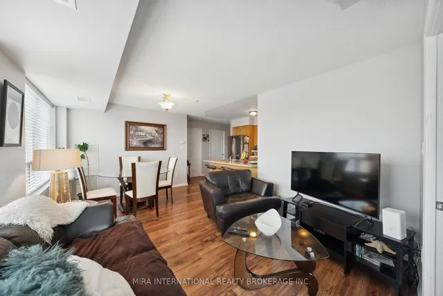 Additional property image - 2772 keele St Unit 713