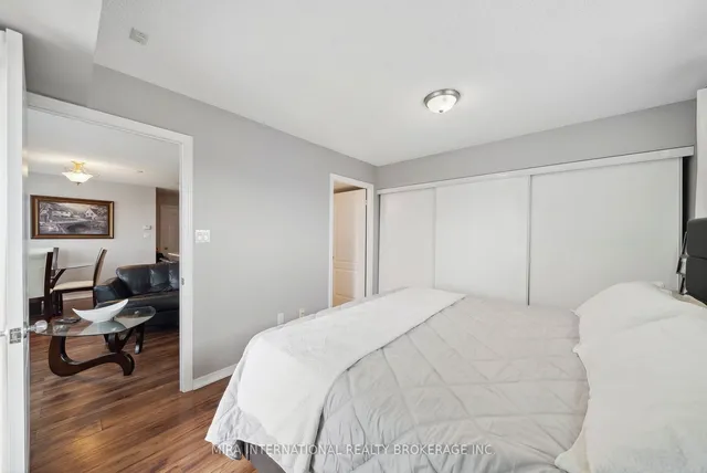 Additional property image - 2772 keele St Unit 713