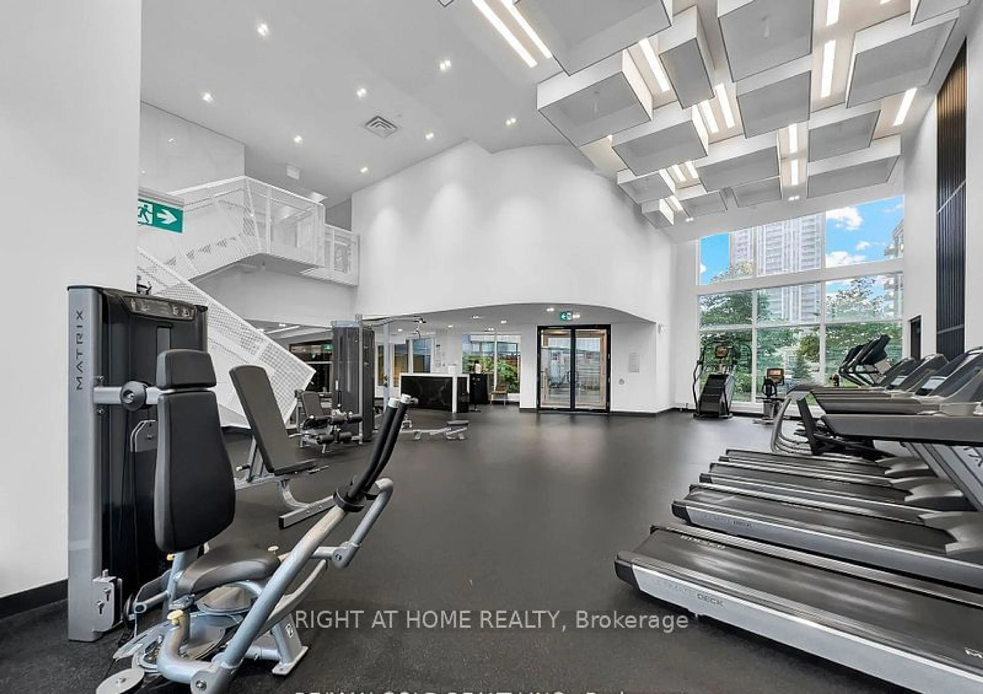 Gym or fitness room for 4065 Confederation Pkwy #1008, Mississauga Ontario L5B 0L4