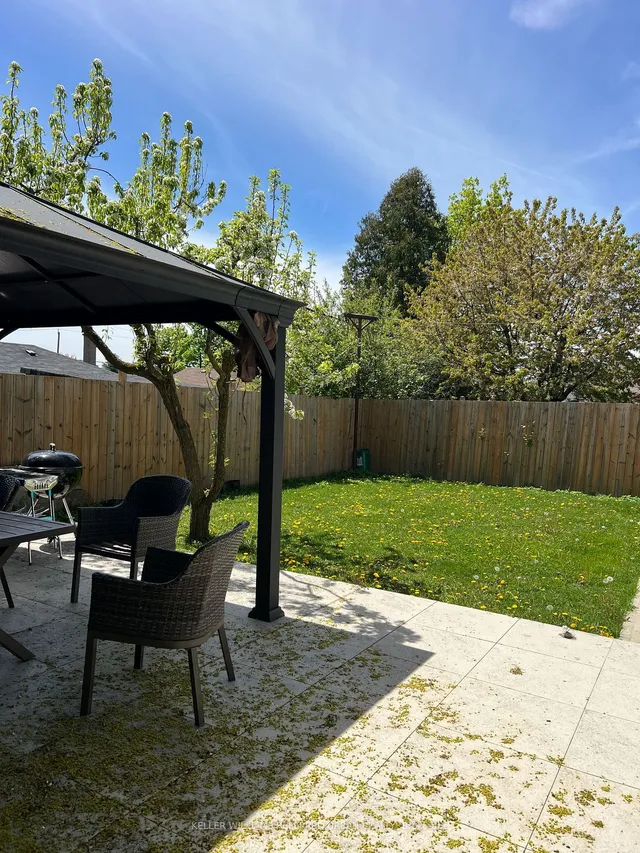Additional property image - 141 Gracefield Ave