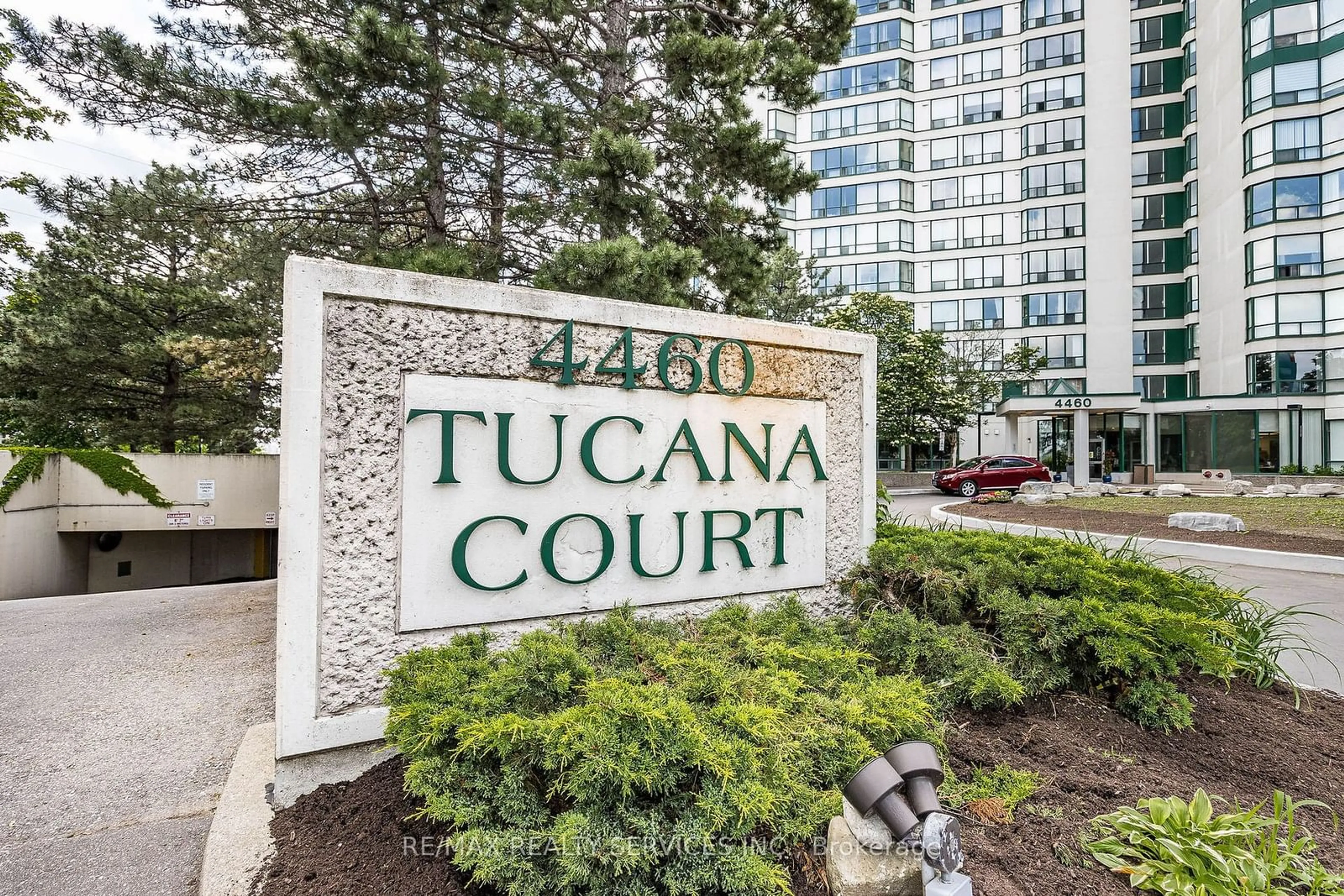 A pic from exterior of the house or condo for 4460 Tucana Crt #802, Mississauga Ontario L5R 3K9