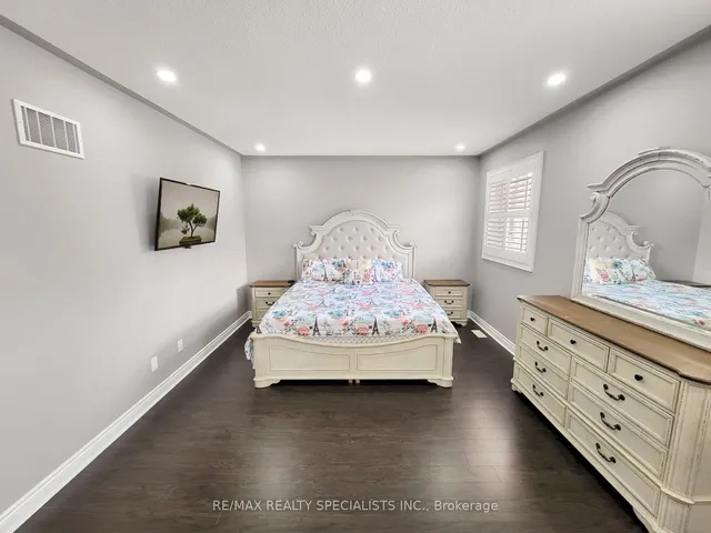 Additional property image - 8 Mecca St