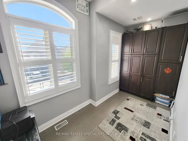 Additional property image - 8 Mecca St