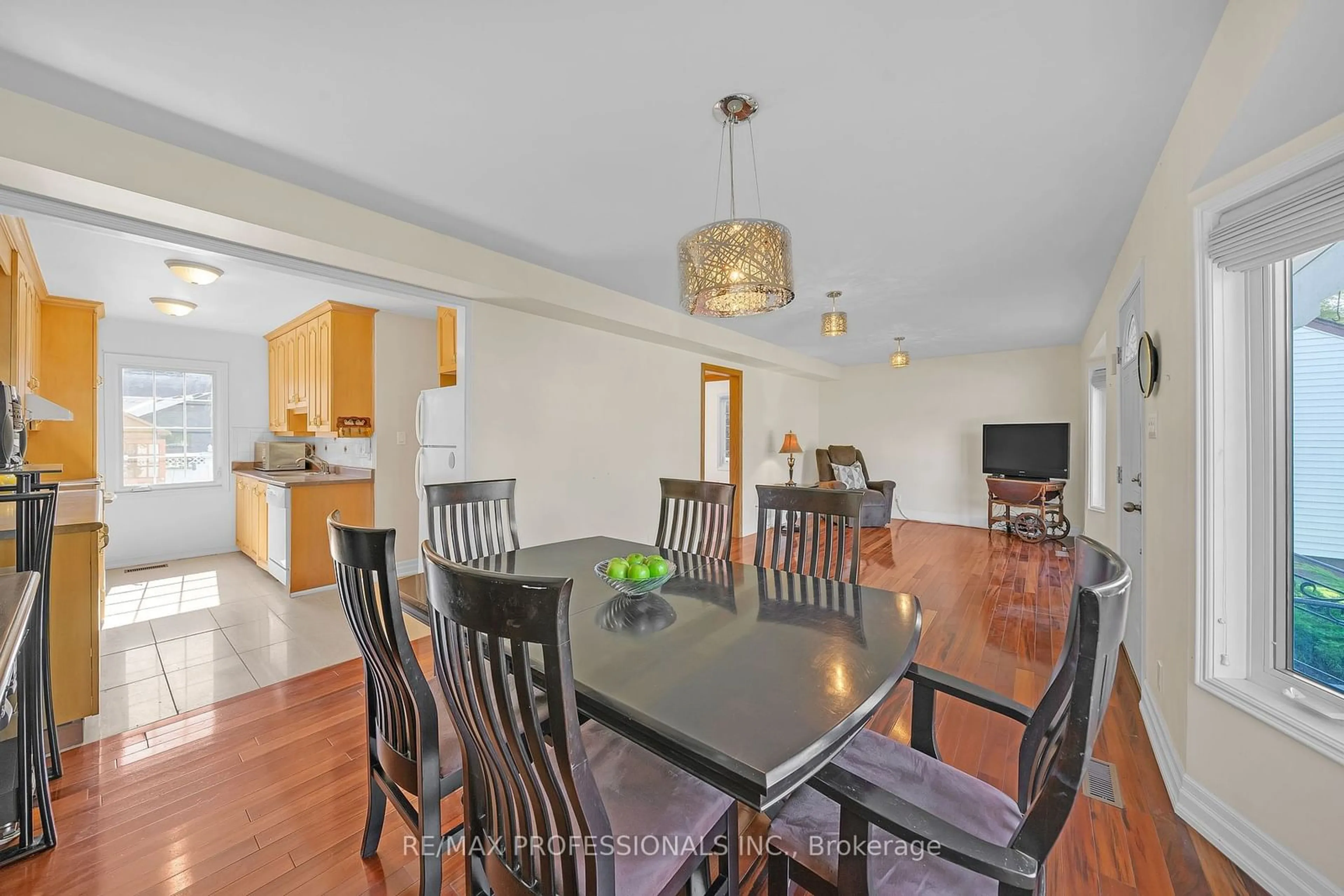 Dining room, wood floors, cottage for 3 Frankwood Rd, Toronto Ontario M8Z 1Y8