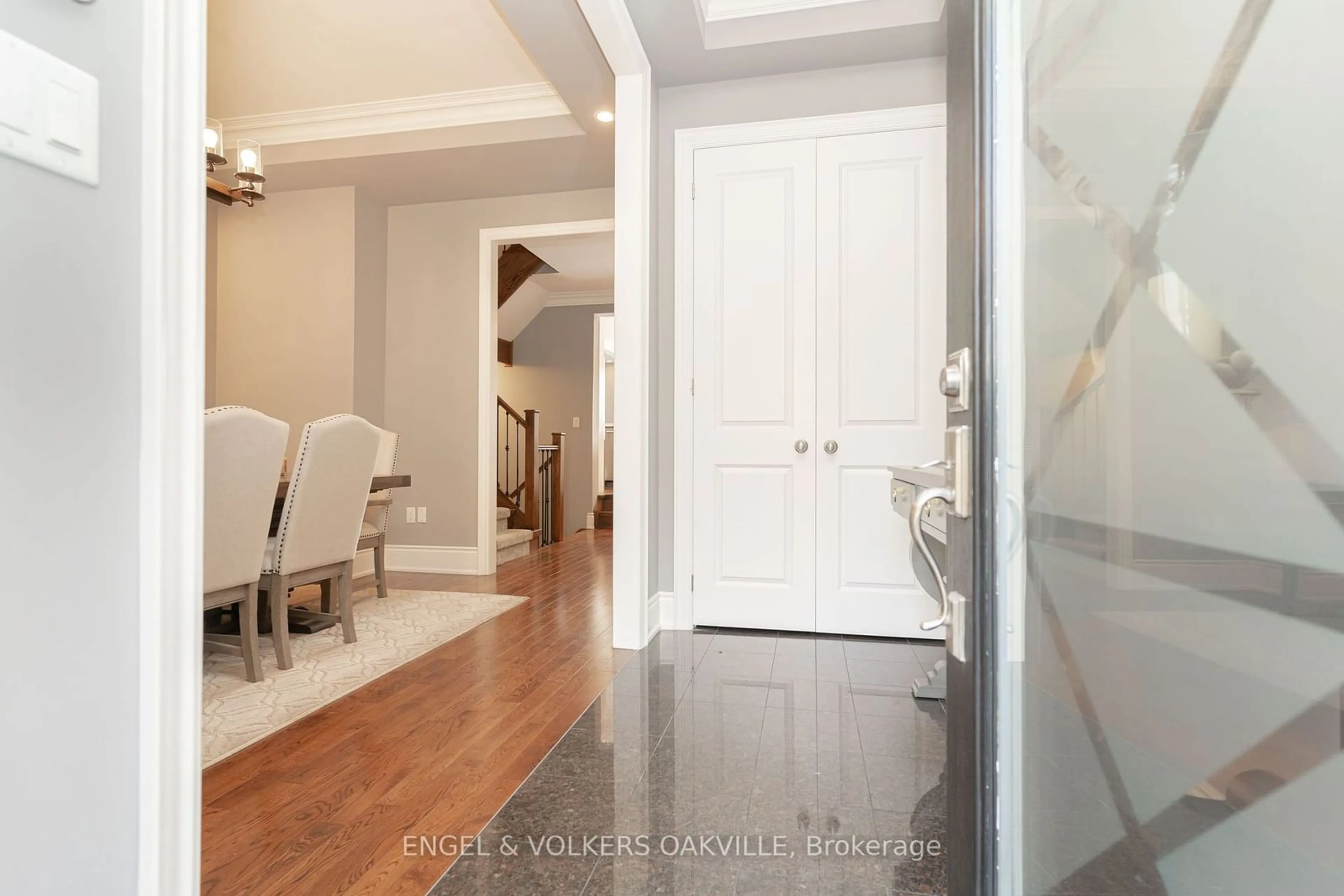 Indoor foyer, wood floors for 216 Rebecca St, Oakville Ontario L6K 1J9