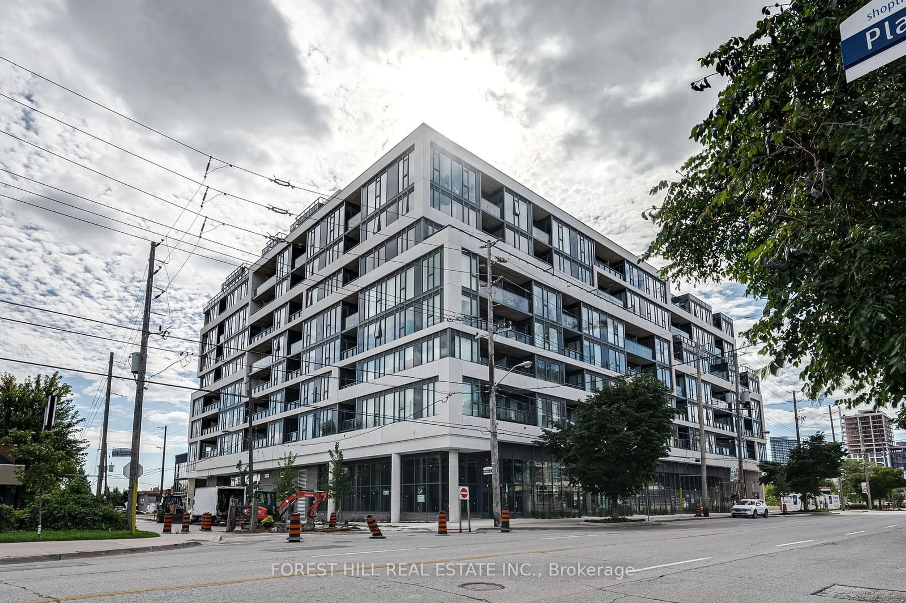 A pic from exterior of the house or condo for 859 The Queensway #201, Toronto Ontario M8Z 1N8