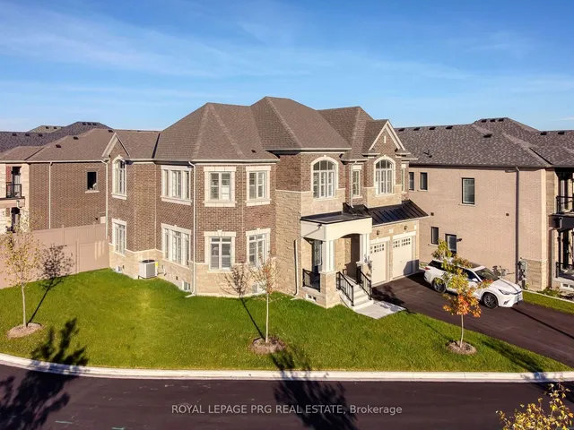 Additional property image - 11 Jura Cres