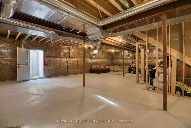 Additional property image - 11 Jura Cres