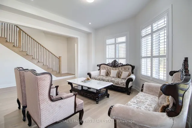 Additional property image - 11 Jura Cres