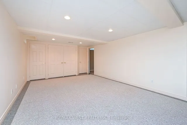 Additional property image - 1 Wellford Gate