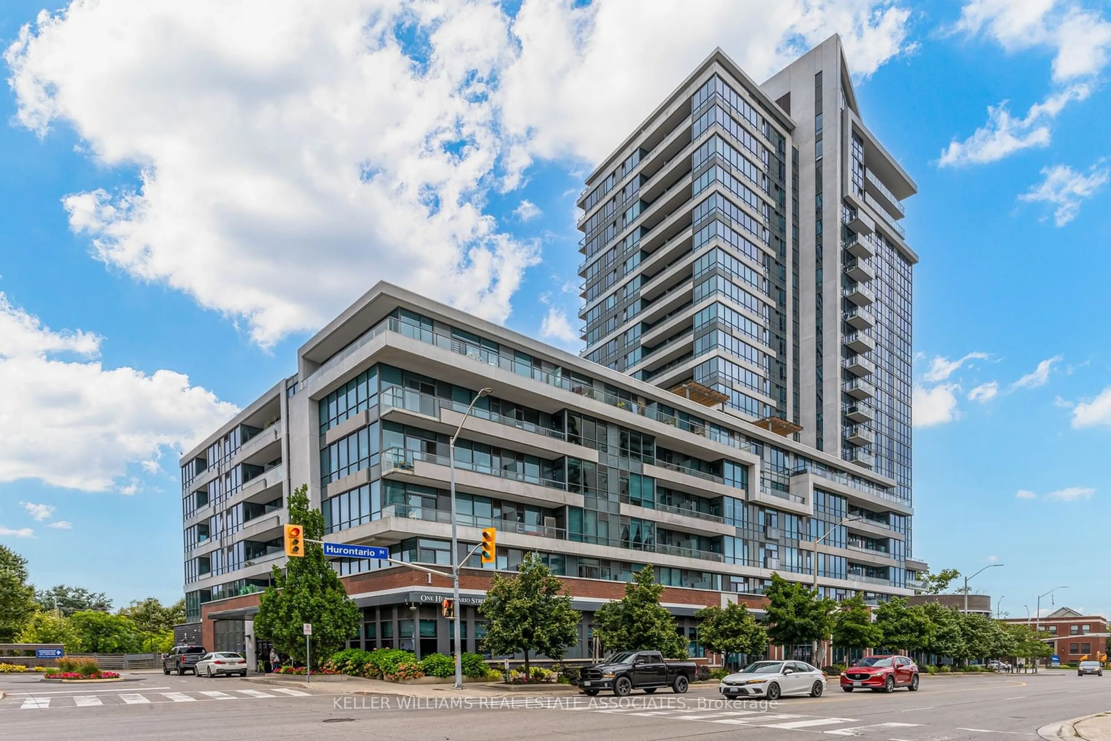 A pic from exterior of the house or condo for 1 Hurontario St #208, Mississauga Ontario L5G 0A3