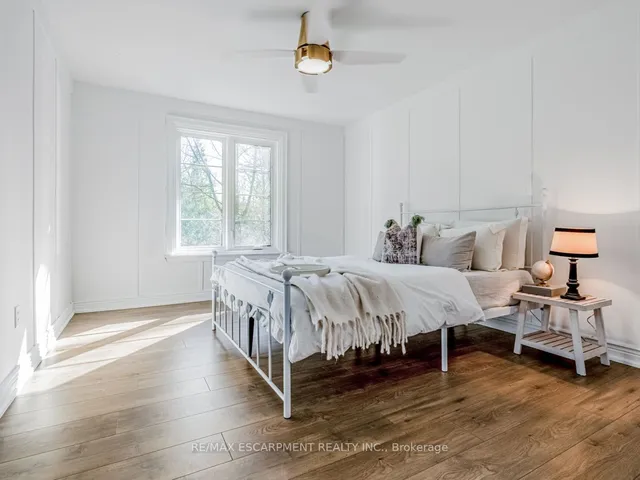 Additional property image - 804 Shadeland Ave