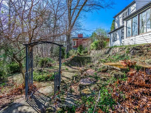 Additional property image - 804 Shadeland Ave