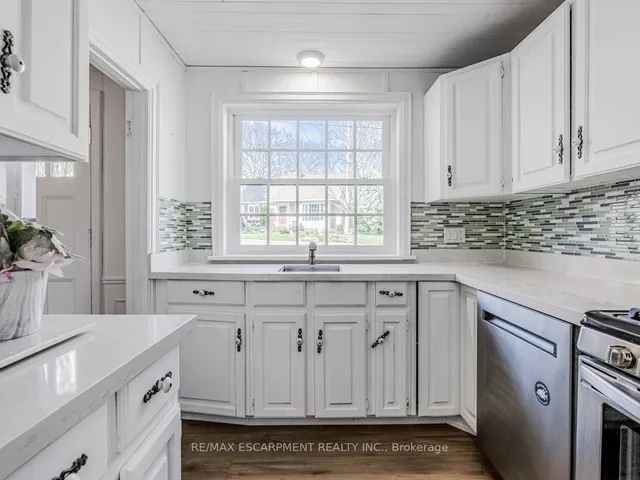 Additional property image - 804 Shadeland Ave