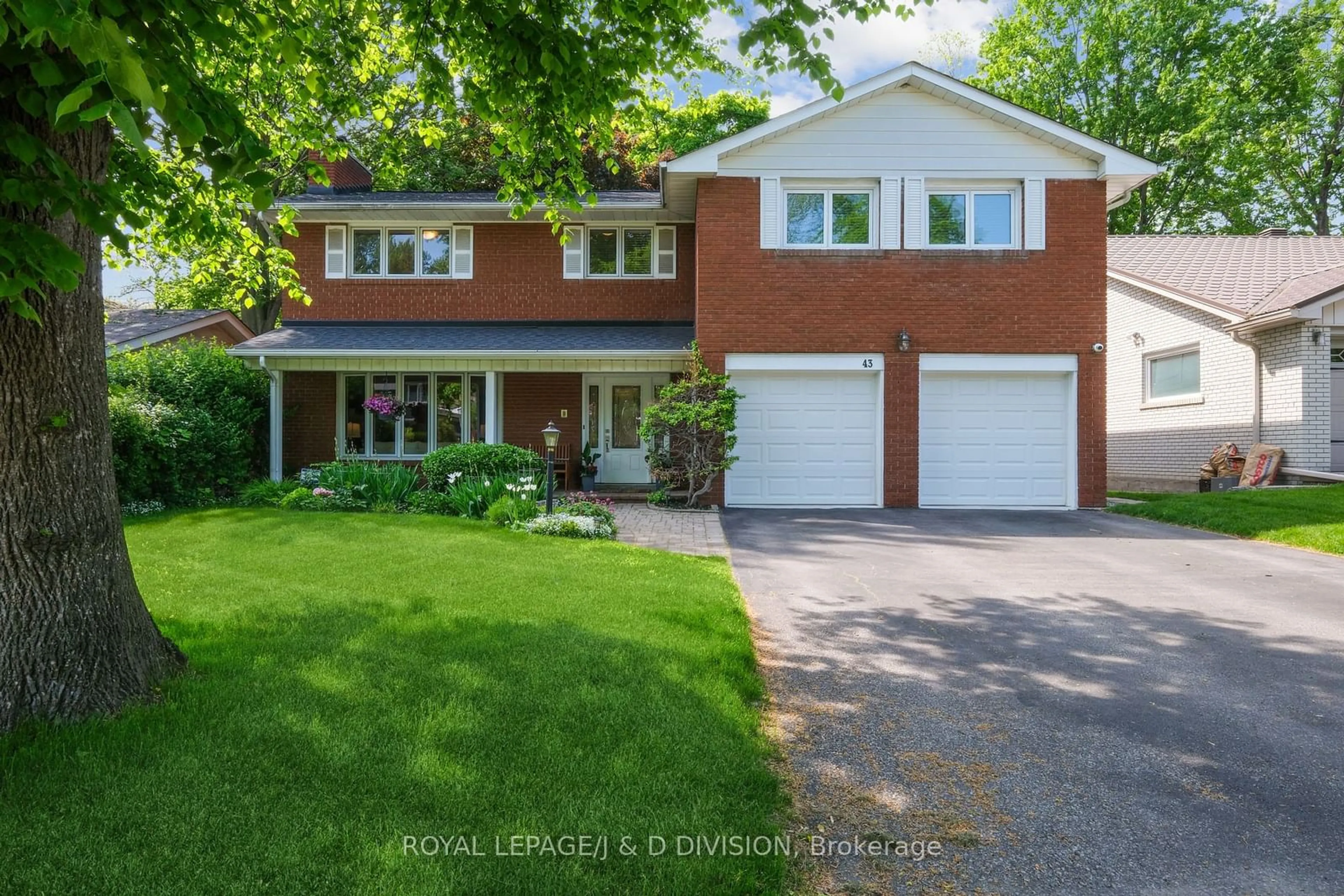 Frontside or backside of a home, cottage for 43 Clearside Pl, Toronto Ontario M9C 2G7