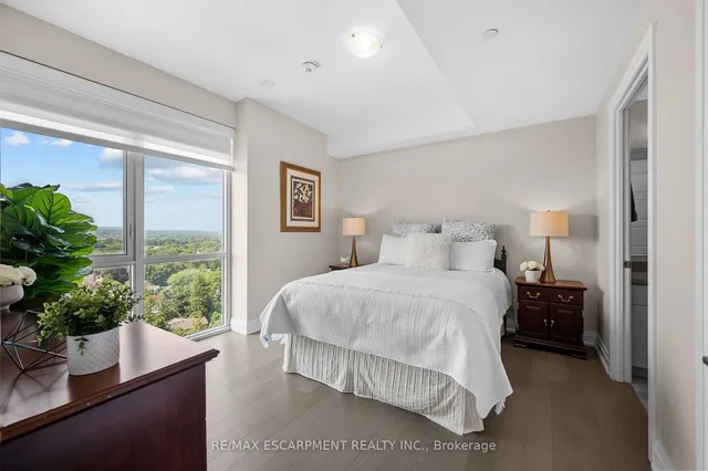 Additional property image - 2025 Maria St Unit 1508