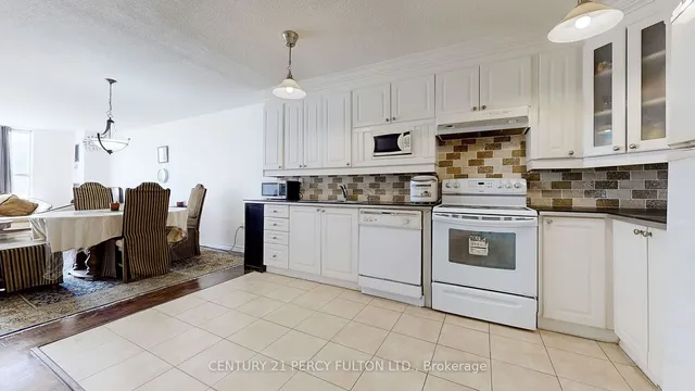 Additional property image - 40 Panorama Crt Unit 106