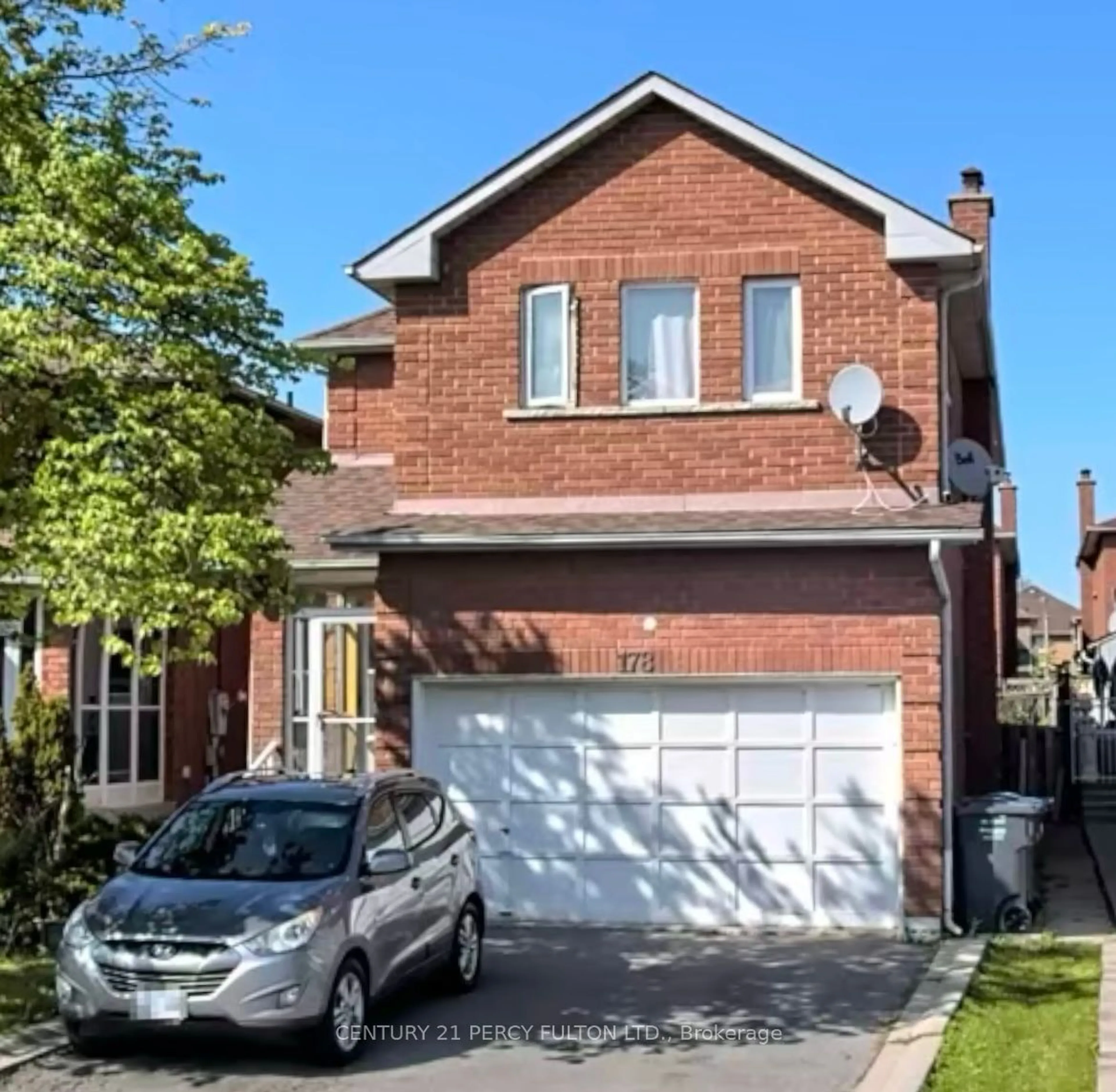 Home with brick exterior material for 178 Torrance Wood, Brampton Ontario L6Y 4K1