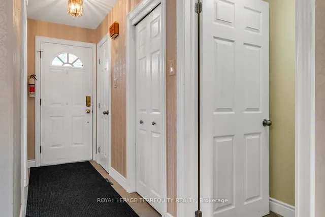 Additional property image - 705 Burnhamthorpe Rd Unit 77