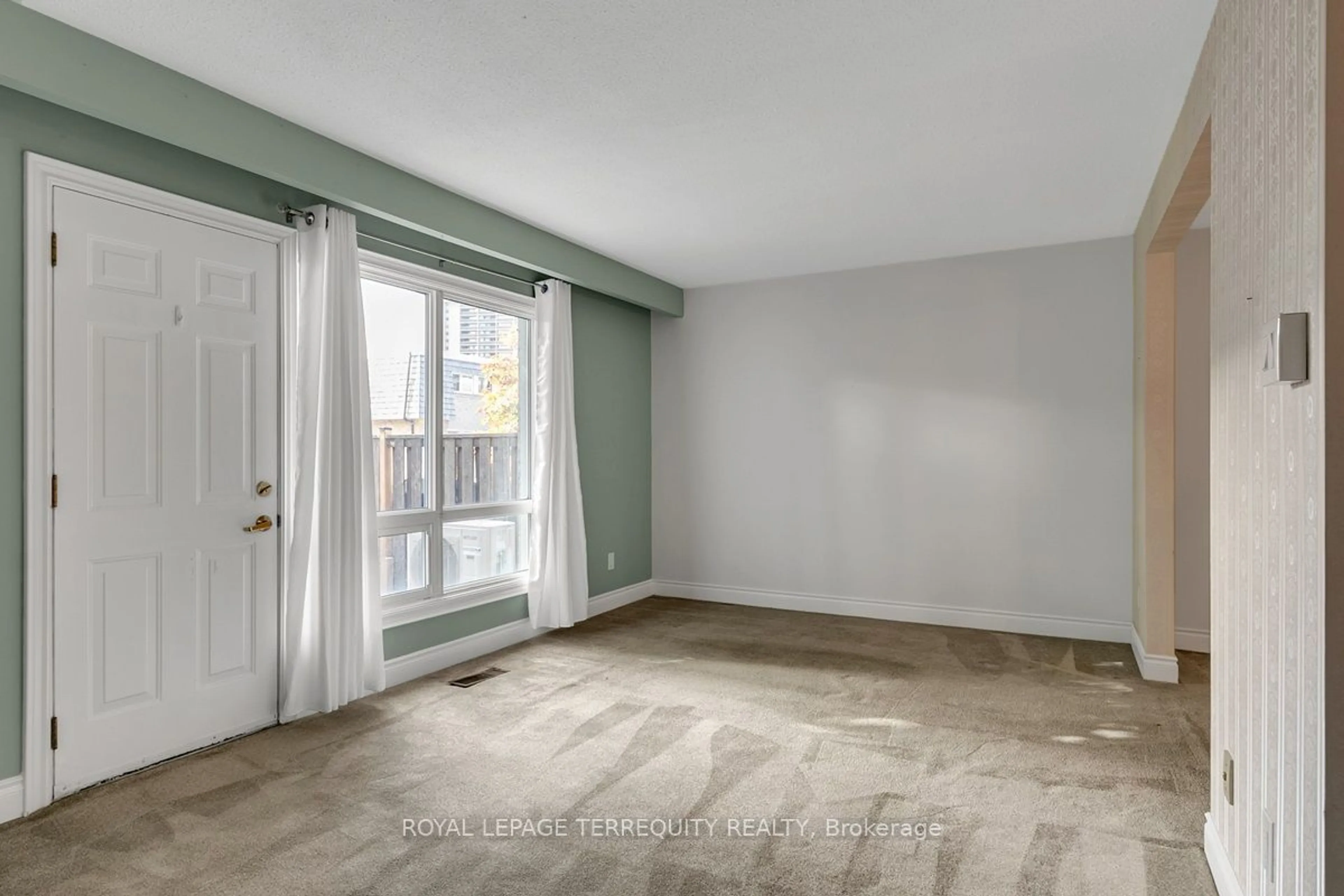 A pic of a room, wood floors for 705 Burnhamthorpe Rd #77, Toronto Ontario M9C 2Z6