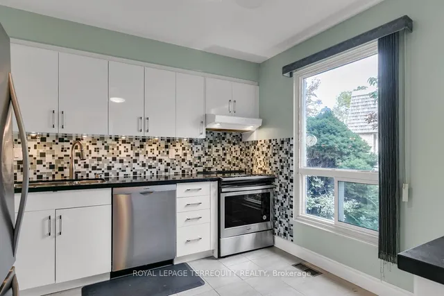 Additional property image - 705 Burnhamthorpe Rd Unit 77