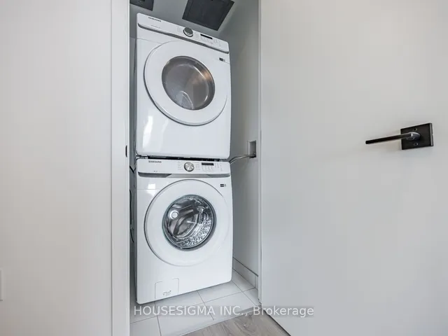 Additional property image - 36 Zorra St Unit 1808