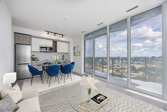 Additional property image - 36 Zorra St Unit 1808