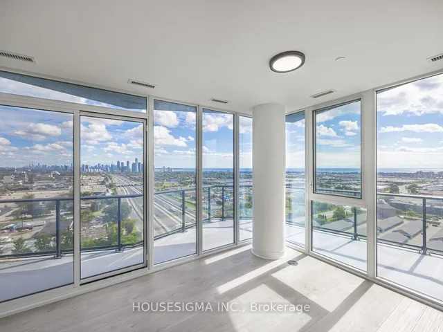 Additional property image - 36 Zorra St Unit 1808