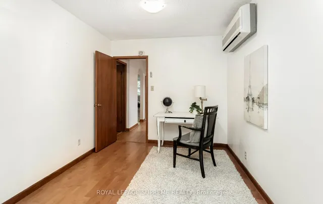 Additional property image - 34 Woodgate Dr