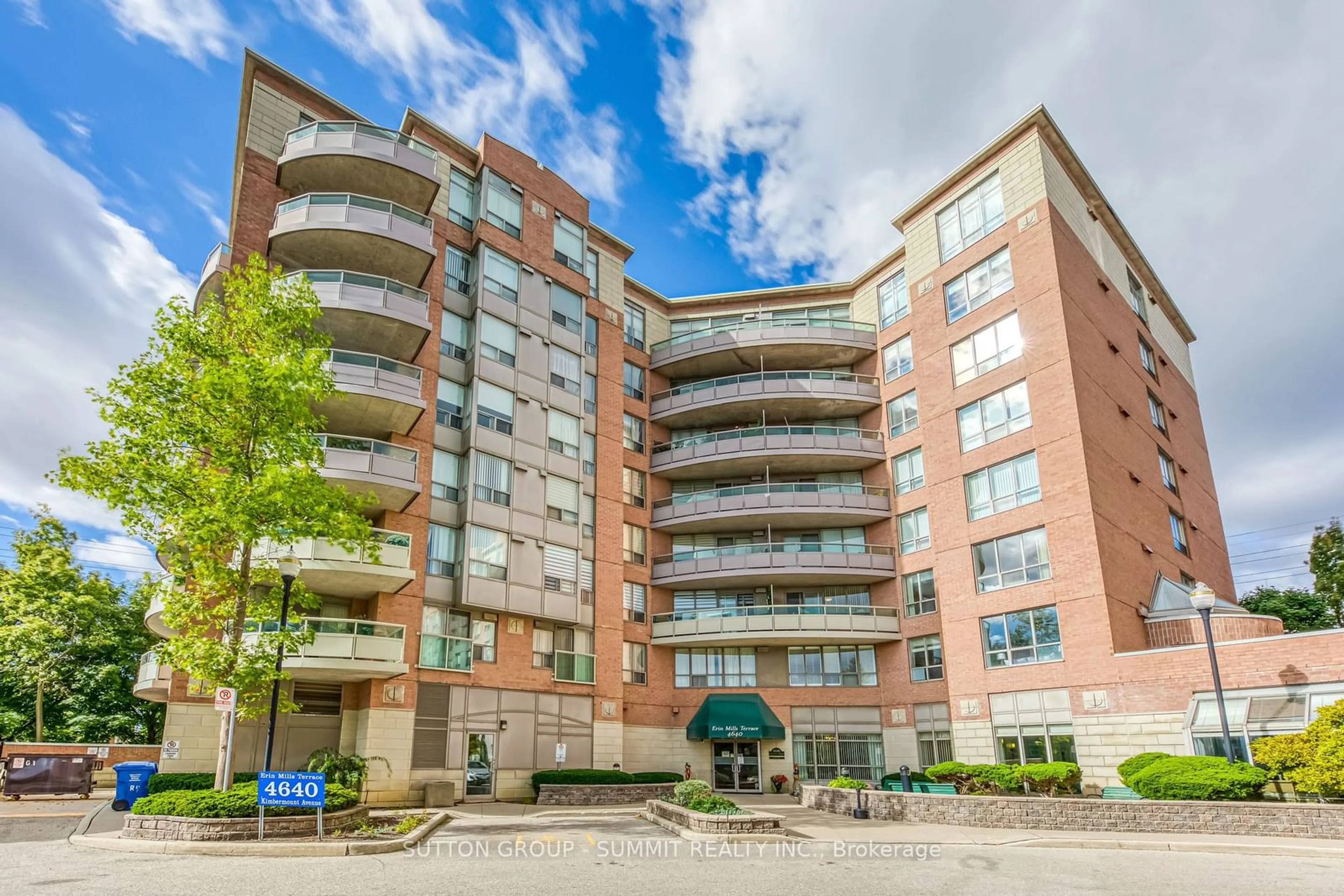 A pic from exterior of the house or condo for 4640 Kimbermount Ave #309, Mississauga Ontario L5M 5W6