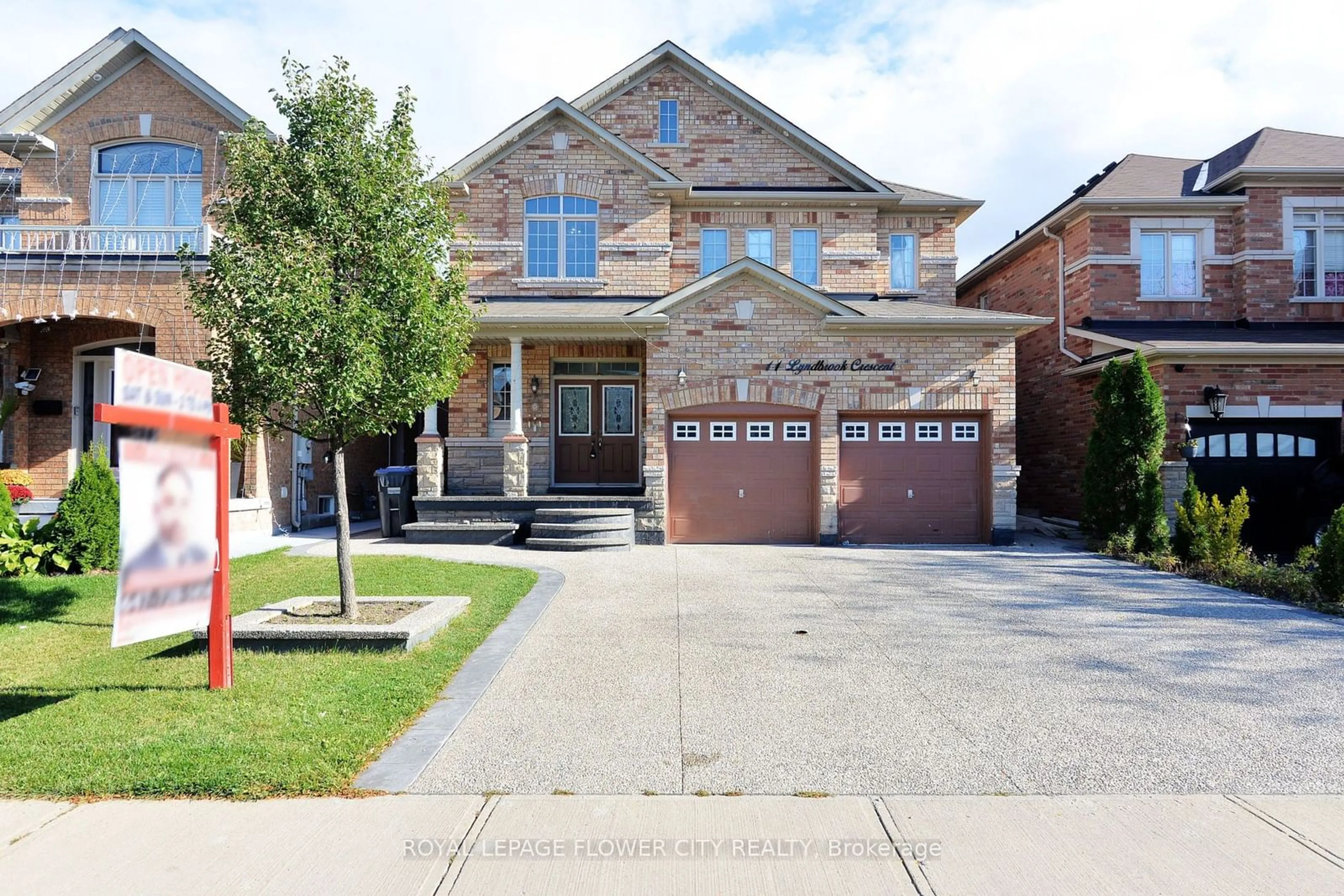 Home with brick exterior material for 11 Lyndbrook Cres, Brampton Ontario L6P 2P1