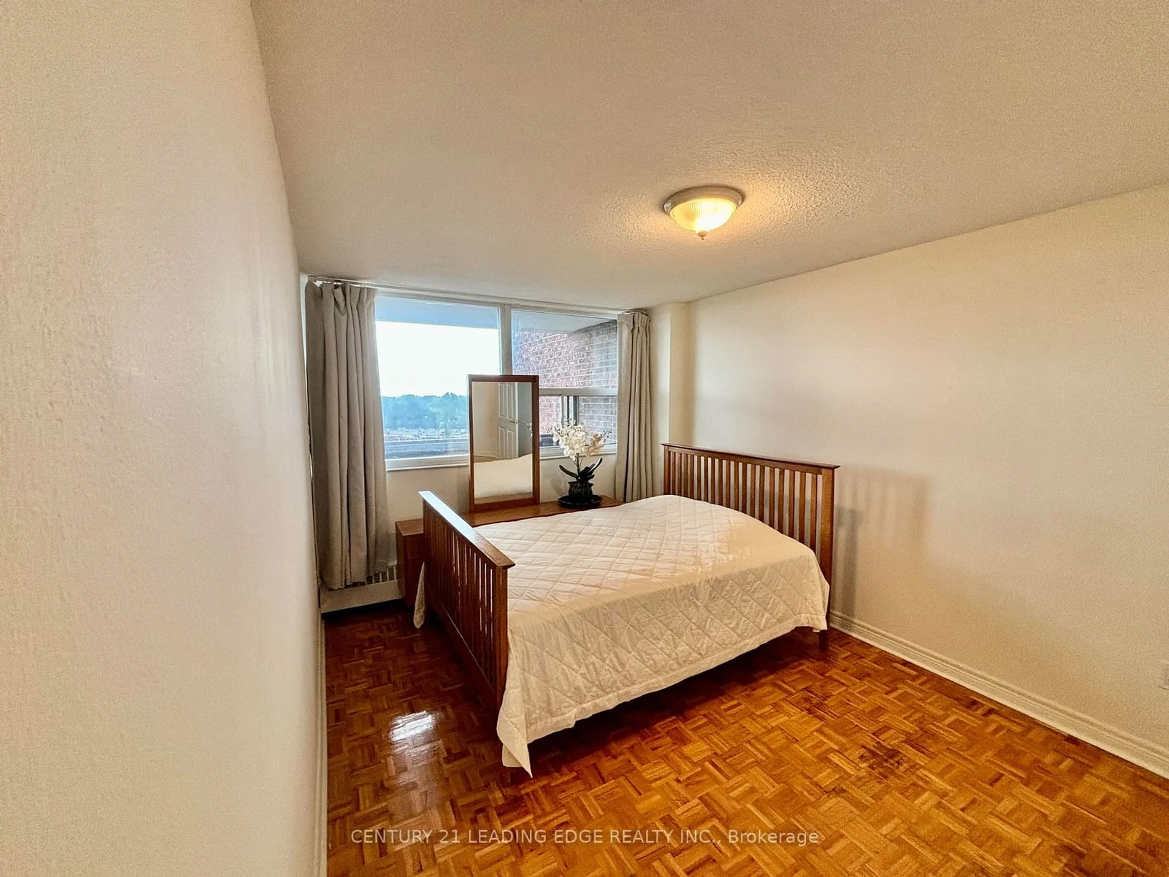 A pic of a room, wood floors for 3501 Glen Erin Dr #905, Mississauga Ontario L5L 2E9