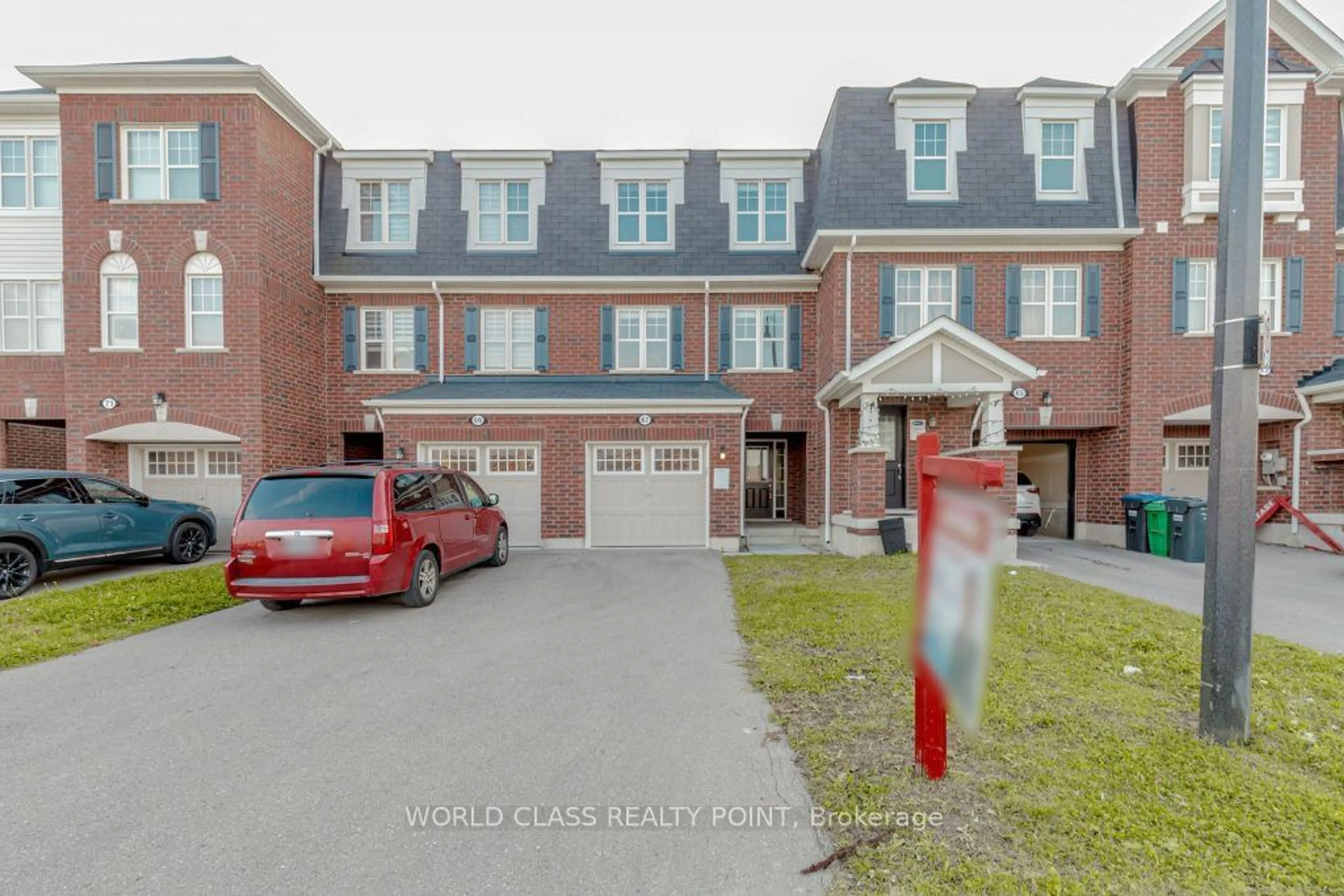 A pic from outside/outdoor area/front of a property/back of a property/a pic from drone, street for 67 Stewardship Rd, Brampton Ontario L7A 4W8