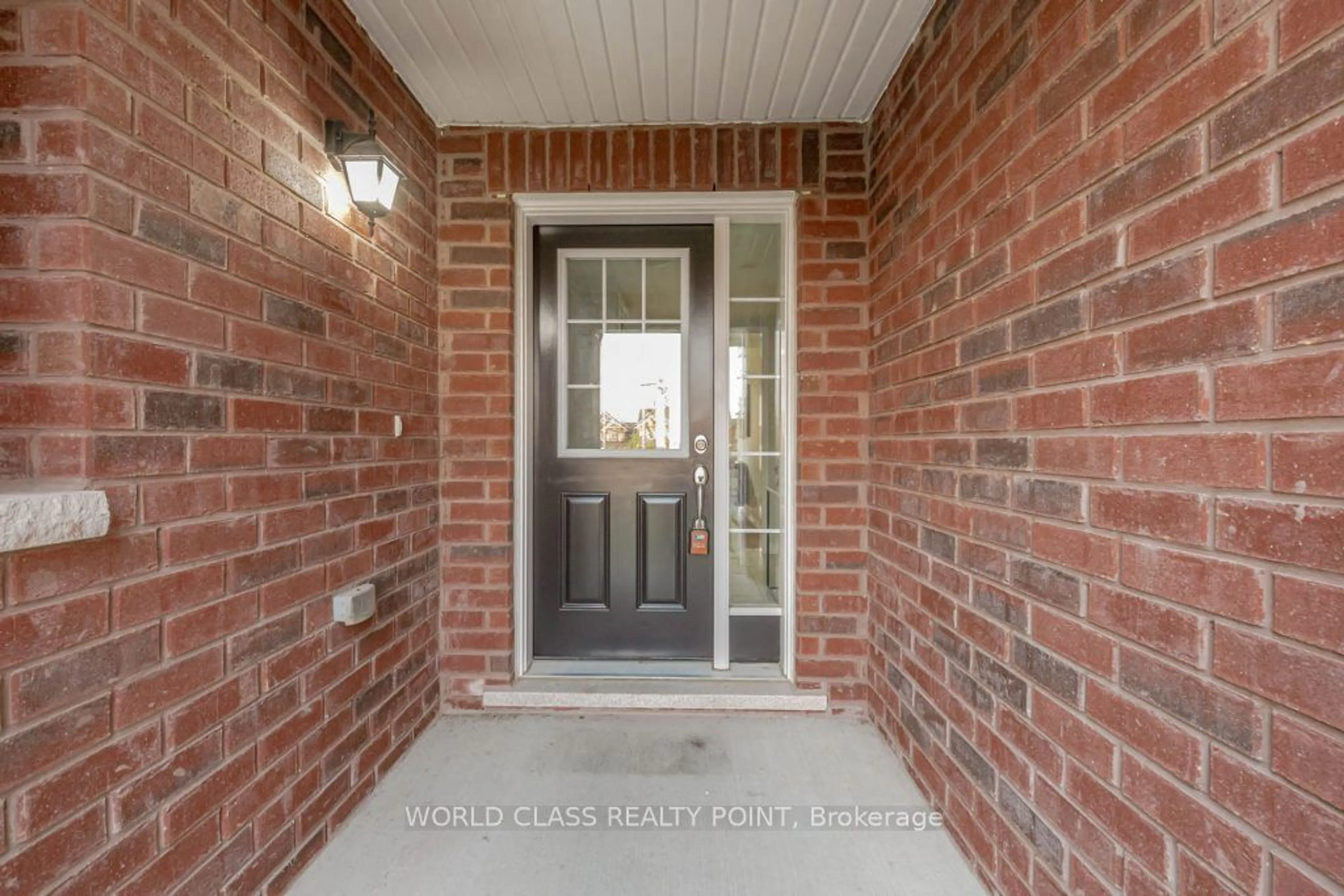 Indoor entryway for 67 Stewardship Rd, Brampton Ontario L7A 4W8