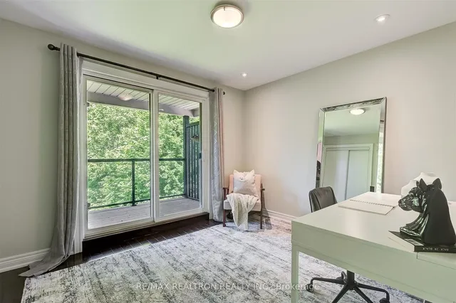 Additional property image - 102 Edenbridge Dr