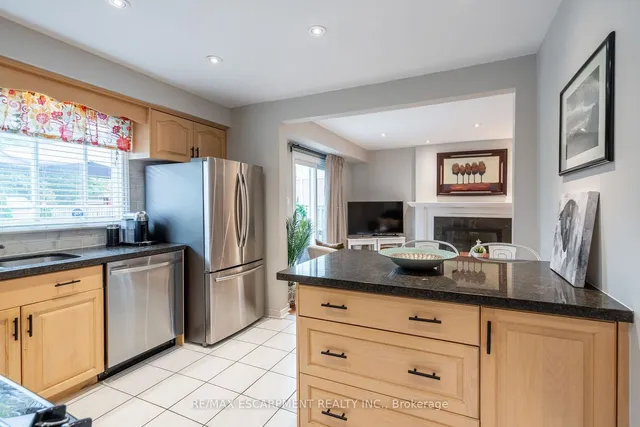 Additional property image - 2083 Edgebank Crt