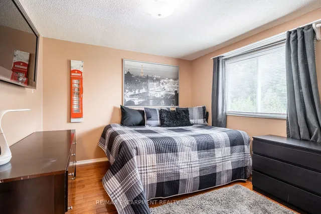 Additional property image - 2083 Edgebank Crt