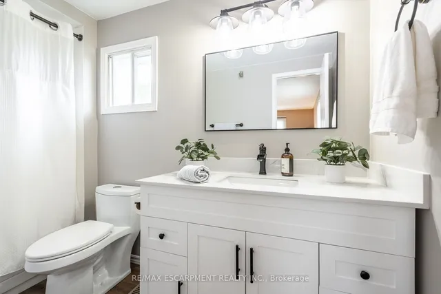Additional property image - 2083 Edgebank Crt