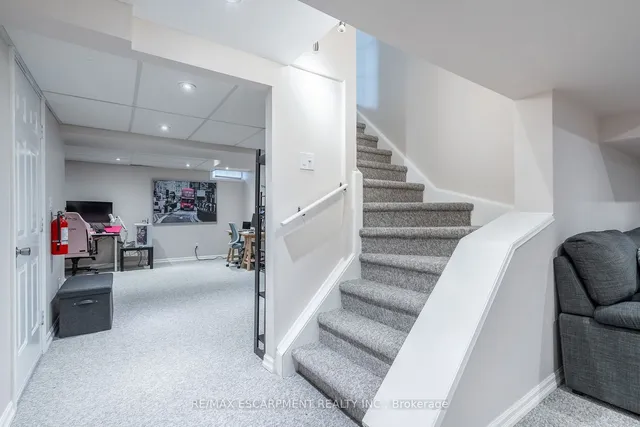 Additional property image - 2083 Edgebank Crt