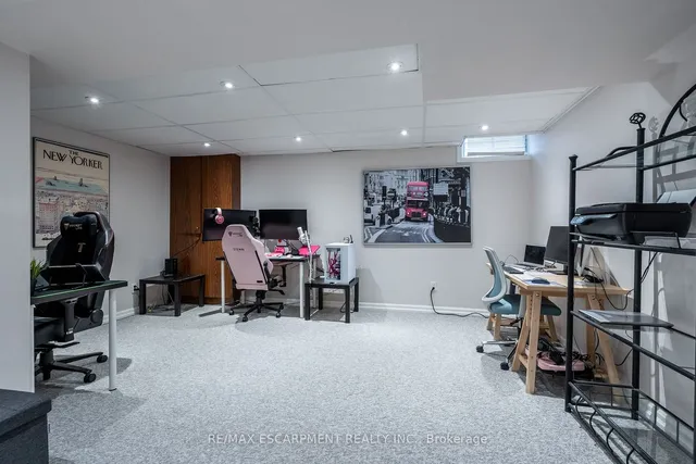 Additional property image - 2083 Edgebank Crt