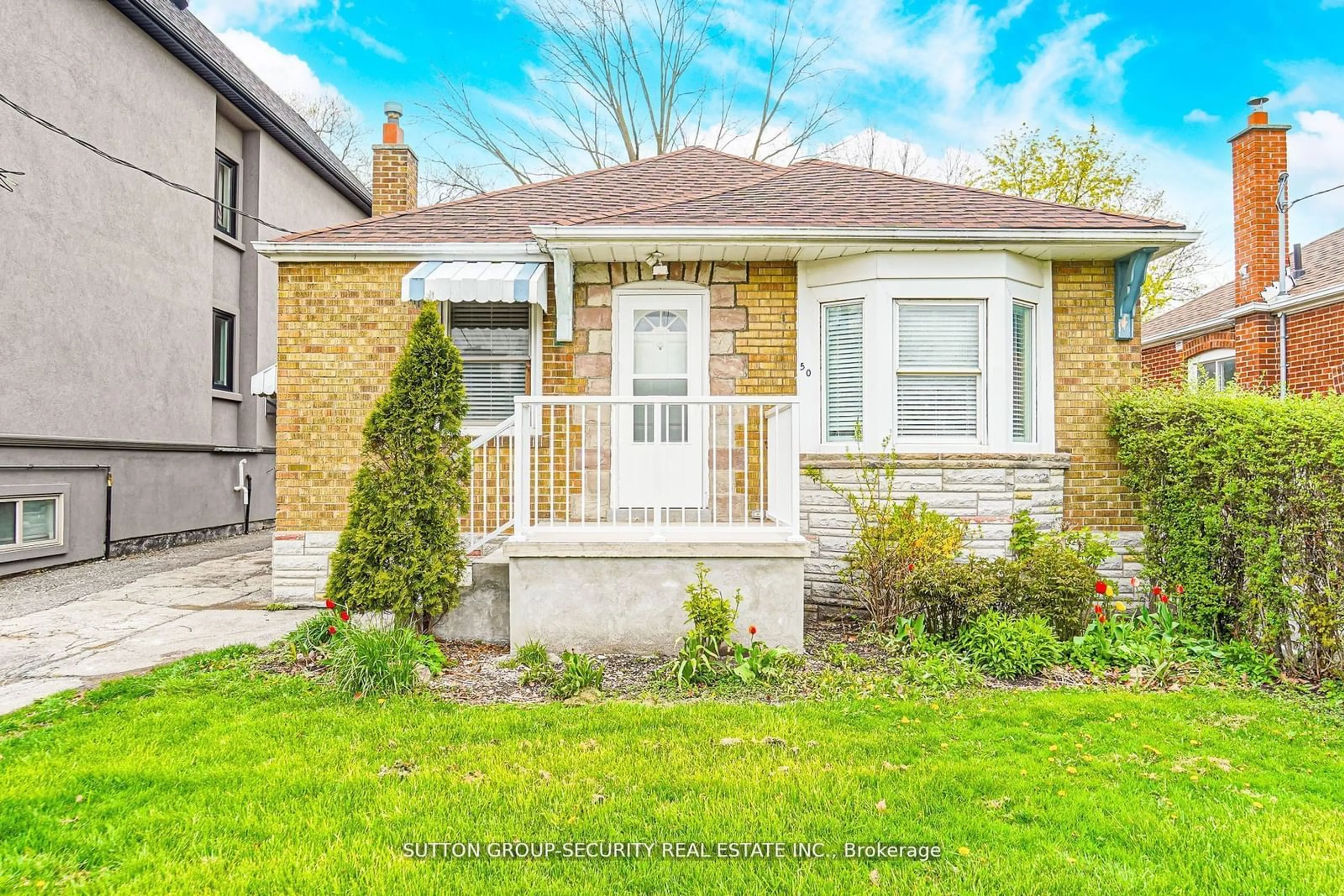 Frontside or backside of a home, cottage for 50 William St, Toronto Ontario M9N 2G7