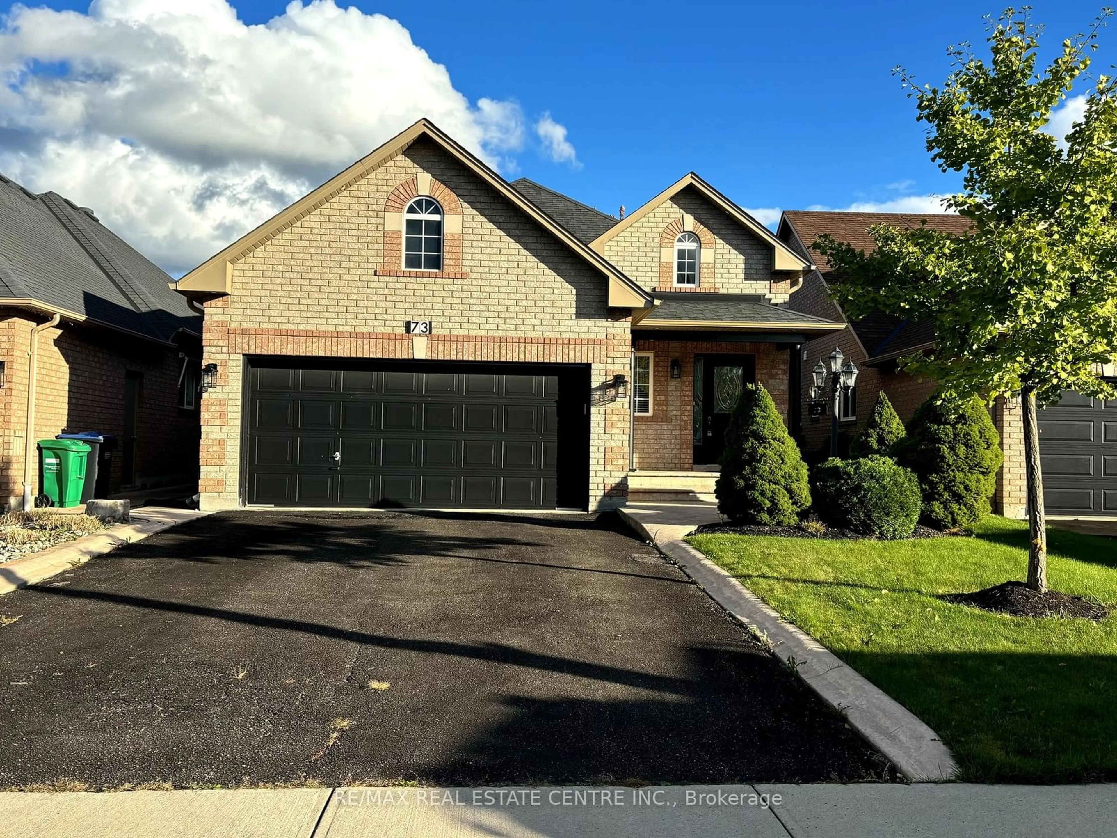 Frontside or backside of a home, the street view for 73 Baybrook Rd, Brampton Ontario L7A 1L4